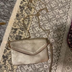 Elegant Gold Women's Crossbody Bag